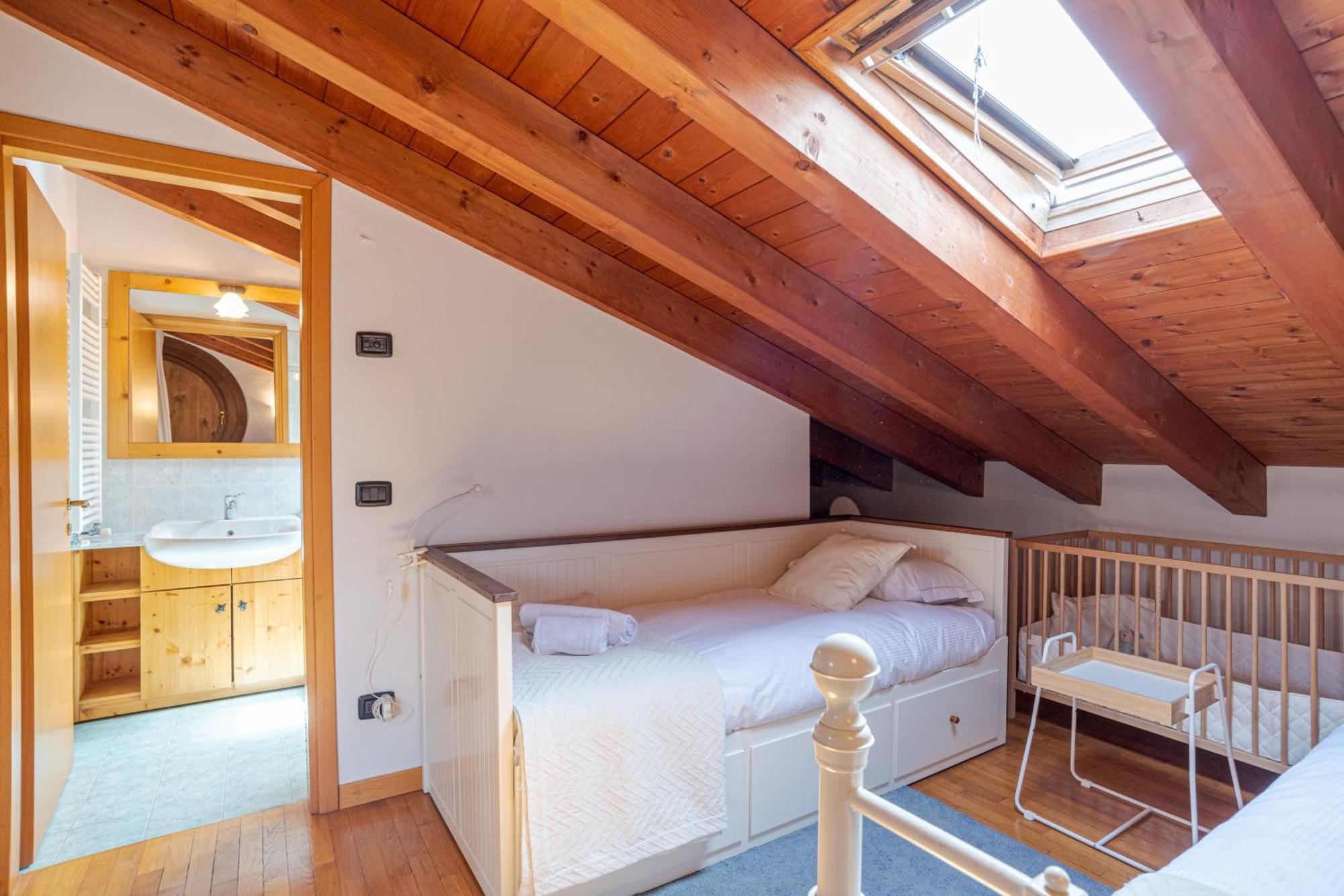 Pearl Of The Lake Apartment, Bellagio, Breathtaking Views And Good Vibes エクステリア 写真